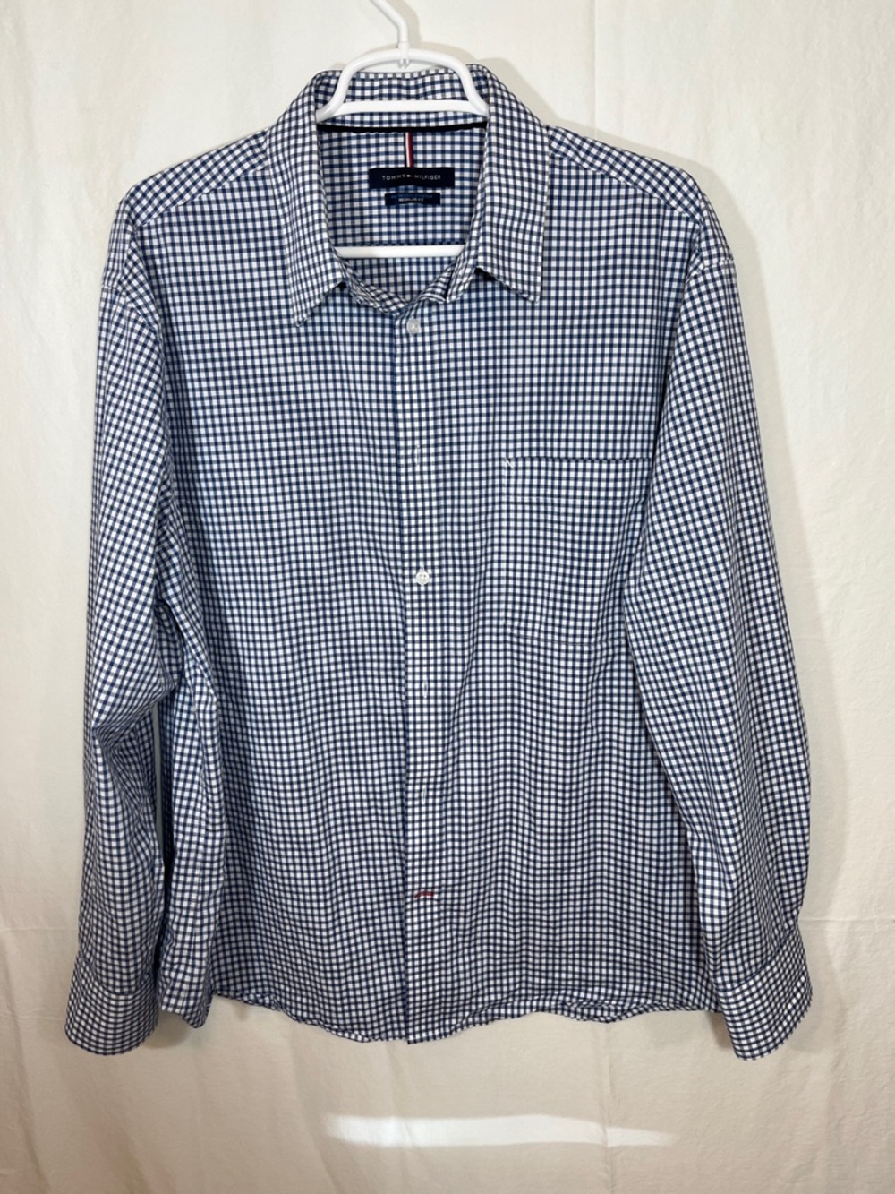Tommy Hilfiger Mens XL Blue Gingham All Season Stretch Regular Fit Button Down